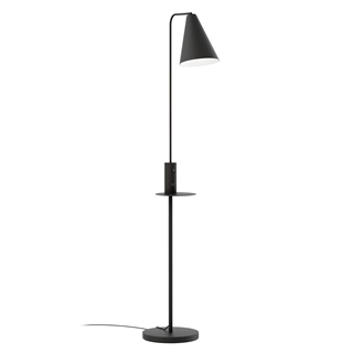 Miljøbillede med Vigo USB gulvlampe i sort fra Design by Grönlund.