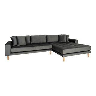 Sofaen set skråt forfra