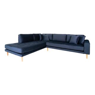 Sofaen set skråt forfra