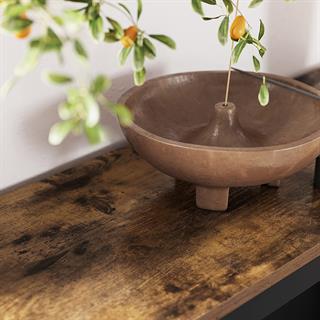 Miljøbillede af bordplade på Vasagle konsolbord i rustik brun med sort stel.