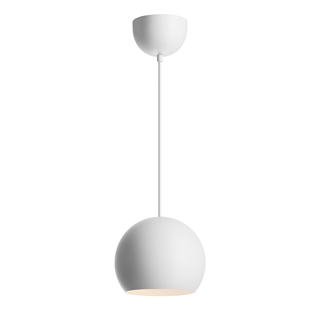 Round loftslampe i hvid fra Design by Grönlund