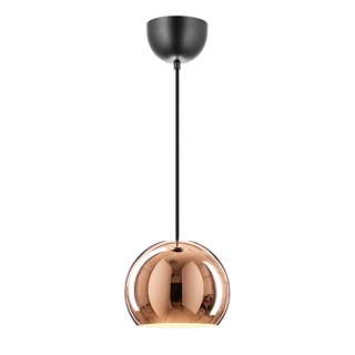 Round loftslampe i blank kobber fra Design by Grönlund