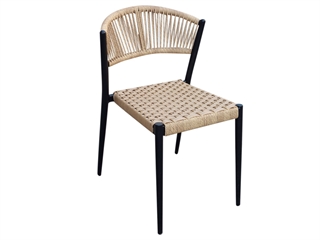 Astrid spisebordsstol i beige/sort fra House of Sander.