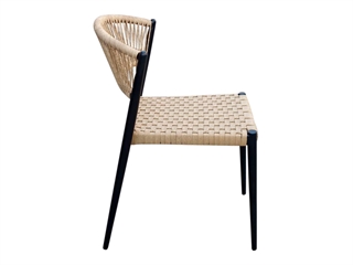 Astrid spisebordsstol i beige/sort fra House of Sander.