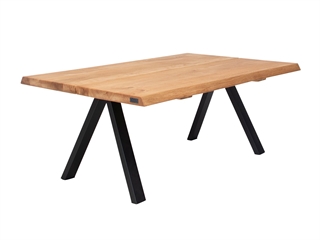 Eksempel på VS Sofa Base sofabordben i sort fra House of Sander