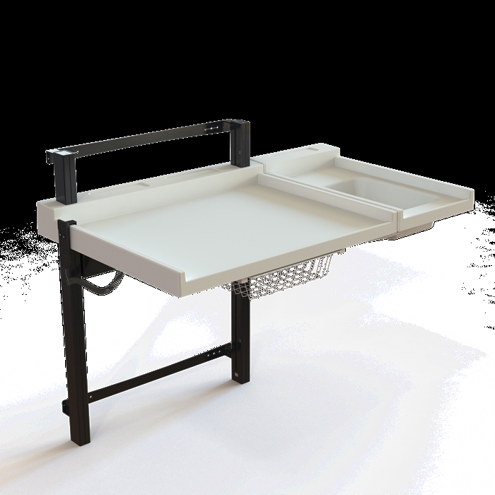 Conset BSR107 vægmonteret puslebord med vask og hæve/sænkefunktion i hvid/sort.