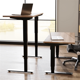 Miljøbillede med 501-37 Børne/junior hæve/sænkebord 120x60 cm i valnød/sort fra Conset 