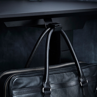 Taskekrog til skole- og skriveborde i sort fra FTI.