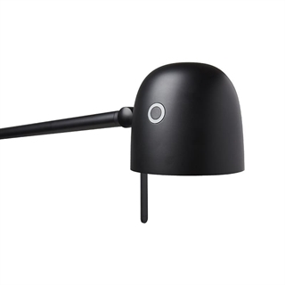 Nærbillede af lampehovedet til Neos LED bordlampe i sort fra Matting.