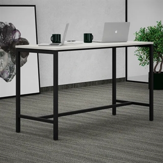 Miljøbillede med Monik højbord til 6 persone fra FTI i lysegrå.