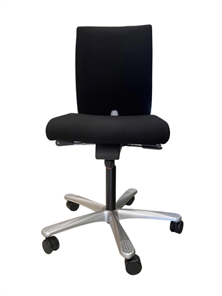 Håg H04 4200 kontorstol set forfra.