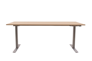 Hæve sænkebord med ege laminat bordplade set forfra.