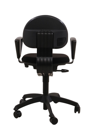 Labofa kontorstol i sort set bagfra.