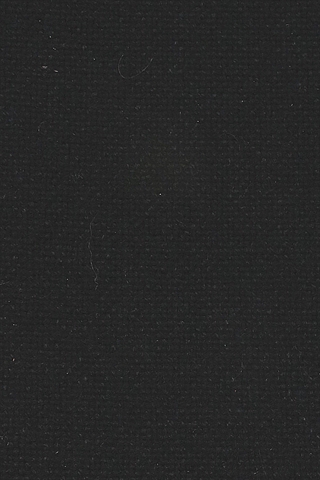 Det sorte stof set tæt på.