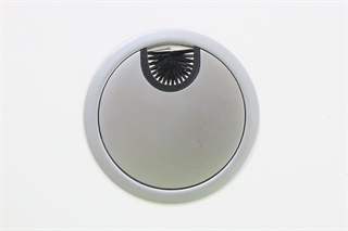 Kabelgennemføringen set tæt på.