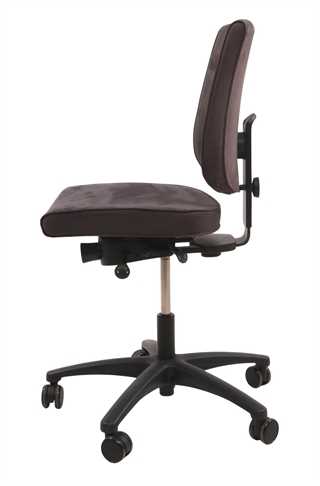 RBM 620 Kontorstol i antracit set fra siden af.