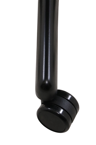 Fodkrydset i sort set tæt på.