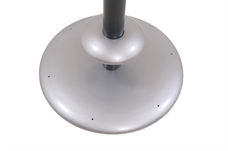 Fod og søjle set tæt på.