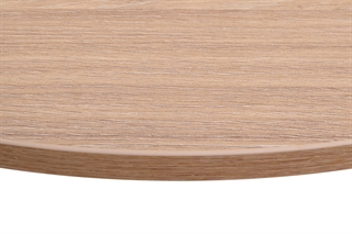 Bordpladen i urban eg med abs kant set tæt på.