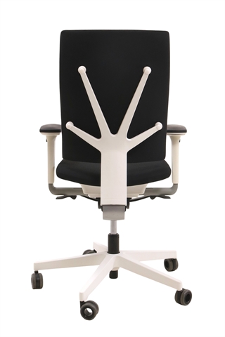 Nowy Styl 4ME kontorstol set bagfra.