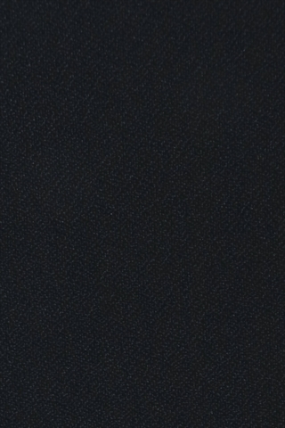 Det sorte stof set tæt på.