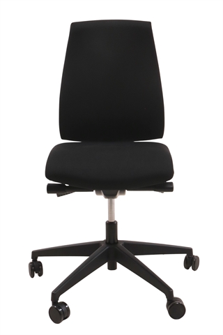 Interstuhl 16G2 kontorstol set forfra.