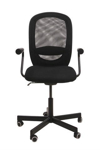 IKEA Flintan kontorstol i sort med meshryg og armlæn set forfra.