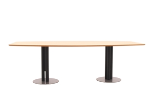 Scanoffice konferencebord i ahorn set forfra.