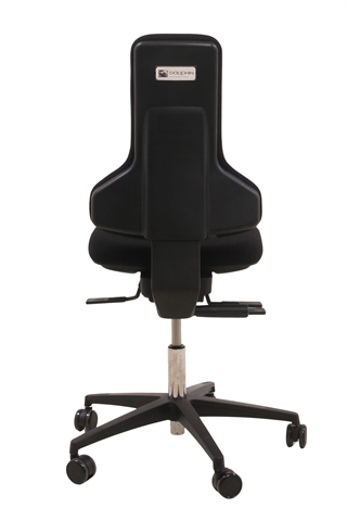 Sort kontorstol i modellen GS2009 Tec Profile fra Dauphin set bagfra.