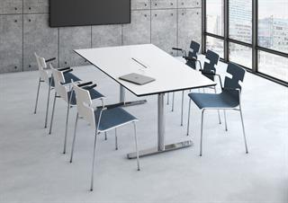 InLine mediabord med hvid bordplade og tosøjlet aluminiumsstel