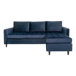 Sofa i mørkeblå velour med sorte ben fra Nordic House.