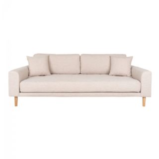 3 Personers Sofa, sand med to puder og natur træben, HN1050 fra House Nordic
