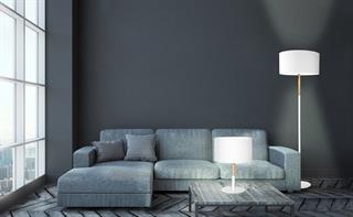 Miljøbillede med Haag gulv- og bordlampe vist i hvid/ask fra Design by Grönlund.